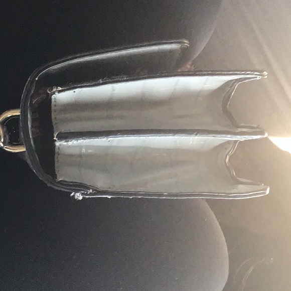 Handbag - Picture 6 of 7